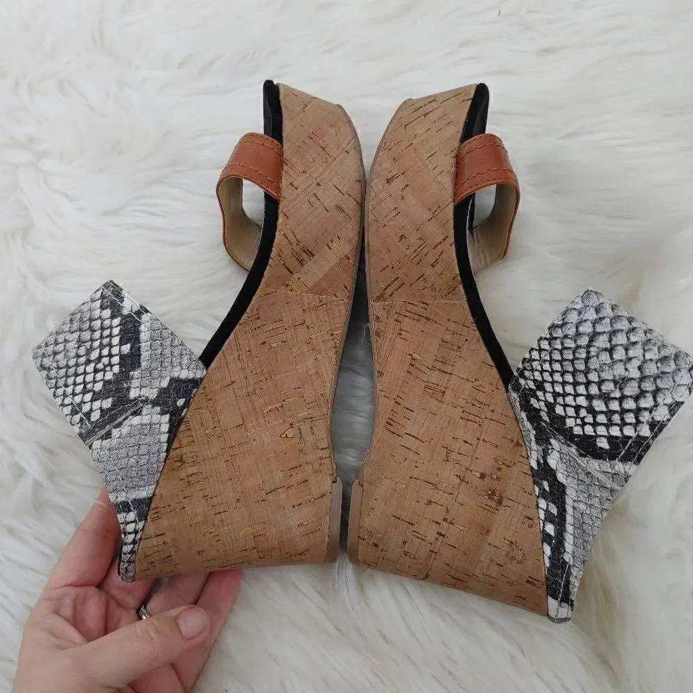 Marc Fisher Shelbee Cork Snakeskin Wedge Women's Size 7.5.